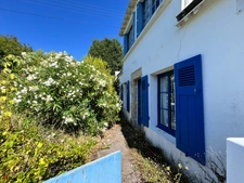ILE AUX MOINES, MAISON DE PAYS A RENOVER, 3 À 4 CHAMBRES, JARDINET