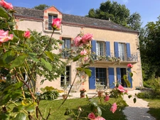 MALLIEVRE, BORD DE SEVRE, CADRE BUCOLIQUE & AUTHENTIQUE, DEMEURE COMPOSEE DE 2 MAISONS JUMELEES AVEC JARDIN, GARAGE, CAVE, 287000€ FAI