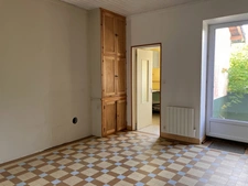 SAINT LAURENT SUR SEVRE, MAISON DE VILLE BORDS DE SEVRE, 2 CHAMBRES, JARDIN, 146000€ FAI