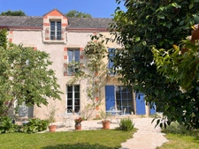 MALLIEVRE, BORD DE SEVRE, CADRE BUCOLIQUE & AUTHENTIQUE, DEMEURE COMPOSEE DE 2 MAISONS JUMELEES AVEC JARDIN, GARAGE, CAVE, 287000€ FAI