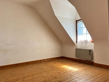 ILE AUX MOINES, MAISON DE PAYS A RENOVER, 3 À 4 CHAMBRES, JARDINET