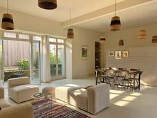 ILE AUX MOINES, COEUR DE BOURG, ANCIENNE ECOLE TRANSFORMEE EN HABITATION, 4 CHAMBRES, 748800€ FAI