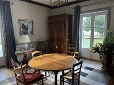 Belle propriété de 1832 de 270 m², terrain clos 1 458 m²