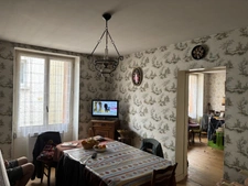 MAISON DE VILLE