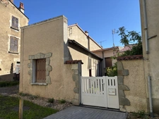 MAISON DE VILLE