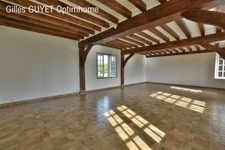 MAISON DE CARACTÈRE,T7,163M², 335000€ Dépendance. Terrain de 8000M² 