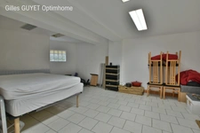 ✨SOUS COMPROMIS - PLUS DISPONIBLE À LA VENTE✨     Immeuble à vendre BERNAY centre 3 lots 170M² env. 215000€ (27)