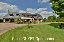 20MN de BERNAY, MAISON NORMANDE, T10  206M²  279000€ 1200M² de terrain.