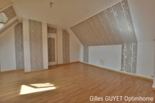 MAISON DE CARACTÈRE,T7,163M², 335000€ Dépendance. Terrain de 8000M² 