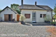 20MN de BERNAY, MAISON de caractère, T4  75M²  115400€  7500M² de terrain avec dépendances.