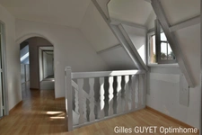 MAISON DE CARACTÈRE,T7,163M², 335000€ Dépendance. Terrain de 8000M² 