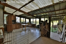 15MN de BERNAY, MAISON ATYPIQUE, T6, 122M²  180000€ 1,68Hectares de terrain avec dépendances et étang. (27)