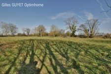 15MN de BERNAY, MAISON ATYPIQUE, T6, 122M²  180000€ 1,68Hectares de terrain avec dépendances et étang. (27)