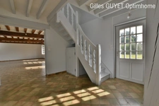 MAISON DE CARACTÈRE,T7,163M², 335000€ Dépendance. Terrain de 8000M² 