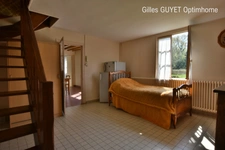 ✨SOUS COMPROMIS - PLUS DISPONIBLE À LA VENTE✨  12MN de BERNAY, Ancien corps de Ferme, T4/5, 85M²  148500€ 1,25Hectares de terrain avec dépendances (27)
