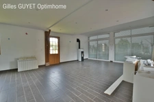 MAISON DE CARACTÈRE,T7,163M², 335000€ Dépendance. Terrain de 8000M² 