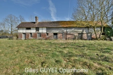 15MN de BERNAY, MAISON ATYPIQUE, T6, 122M²  180000€ 1,68Hectares de terrain avec dépendances et étang. (27)