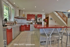BERNAY,MAISON INDIVIDUELLE T9 ( 177M²) 6 chambres. Terrain de 1000M² env. 329800€