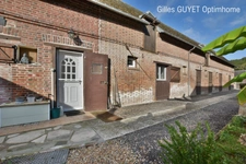 10MN de BERNAY T7 151M² 185000€ avec garage et terrain de 500M² ( Bourg avec commerces)