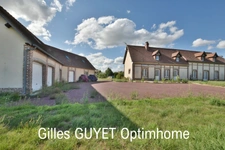 MAISON DE CARACTÈRE,T7,163M², 335000€ Dépendance. Terrain de 8000M² 