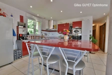 BERNAY,MAISON INDIVIDUELLE T9 ( 177M²) 6 chambres. Terrain de 1000M² env. 329800€