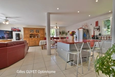 BERNAY,MAISON INDIVIDUELLE T9 ( 177M²) 6 chambres. Terrain de 1000M² env. 329800€