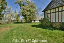 ✨SOUS COMPROMIS - PLUS DISPONIBLE À LA VENTE✨  12MN de BERNAY, Ancien corps de Ferme, T4/5, 85M²  148500€ 1,25Hectares de terrain avec dépendances (27)