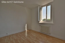 ✨SOUS COMPROMIS - PLUS DISPONIBLE À LA VENTE✨     Immeuble à vendre BERNAY centre 3 lots 170M² env. 215000€ (27)