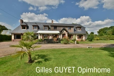 20MN de BERNAY, MAISON NORMANDE, T10  206M²  289000€ 1200M² de terrain.
