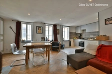 Maison de ville (140M²) 110000€ BEAUMONT-LE-ROGER CENTRE VILLE avec terrain de 260M²