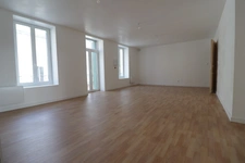Maison à vendre 7 pièces MAURIAC (15)