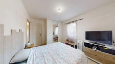 MAISON HAUT DE GAMME AVEC 5 CHAMBRES ET GRAND TERRAIN