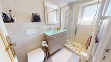 MAISON 4 CHAMBRES AVEC UN BEAU TERRAIN CLOS