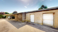 MAISON 4 CHAMBRES AVEC UN BEAU TERRAIN CLOS