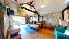 MAISON EN PIERRE PLAIN-PIED 4 CHAMBRES + BUREAU + DEPENDANCES + JARDIN