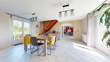 MAISON EN PIERRE