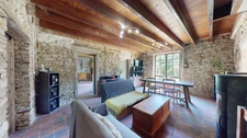 MAISON EN PIERRE AVEC JARDIN ET DÉPENDANCES