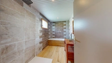 MAISON EN BOIS + JARDIN + GARAGE + CAVE