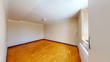 MAISON 2 CHAMBRES + GRAND TERRAIN + DEPENDANCES EN CAMPAGNE