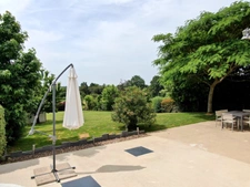 MAISON HAUT DE GAMME AVEC 5 CHAMBRES ET GRAND TERRAIN