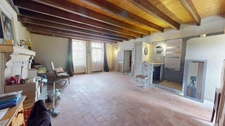MAISON EN PIERRE AVEC JARDIN ET DÉPENDANCES