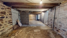MAISON EN PIERRE 4 CHAMBRES + GRAND GARAGE ET JARDIN