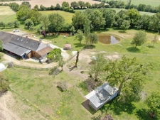 MAISON EN PIERRE + GRAND TERRAIN + GRAND GARAGE
