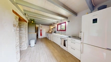 MAISON EN PIERRE AVEC JARDIN ET DÉPENDANCES