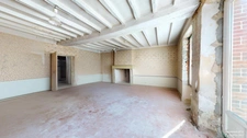MAISON EN PIERRE A RENOVER AVEC GRAND JARDIN
