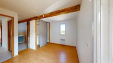 MAISON EN PIERRE QUATRE CHAMBRES + GARAGE + JARDIN