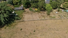 MAISON DE CAMPAGNE AVEC GRAND TERRAIN ET DEPENDANCES