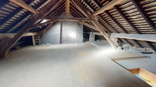 Maison en pierre à finir de rénover en campagne