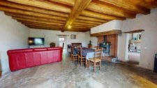 MAISON EN PIERRE AVEC JARDIN ET DÉPENDANCES