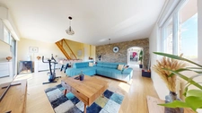 MAISON EN PIERRE